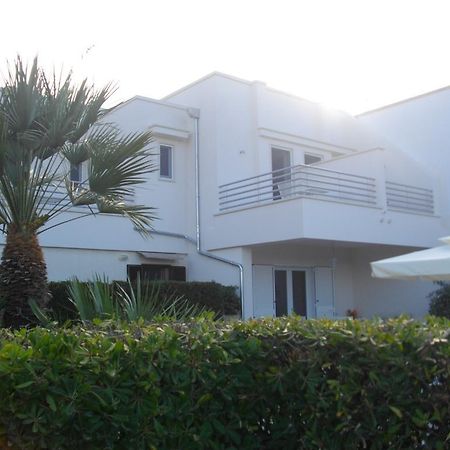 B&B Villa Cinzia 토레 산타 사비나 외부 사진